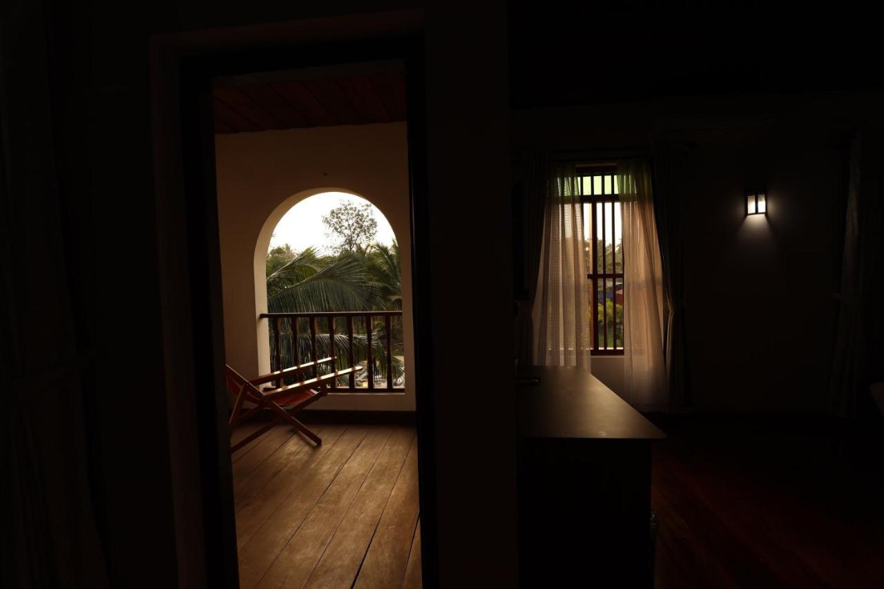 Kumarakom Heritage Resort Коттаям Экстерьер фото